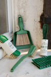 Mijn Stijl - Brush and dustpan green