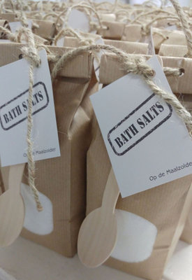 (Op) de Maalzolder - Paperbag bath salts white