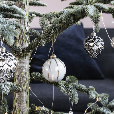 House Doctor - Ornament Gold details
